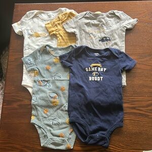 Set of 5 Carters Sports theme onesies 18 months